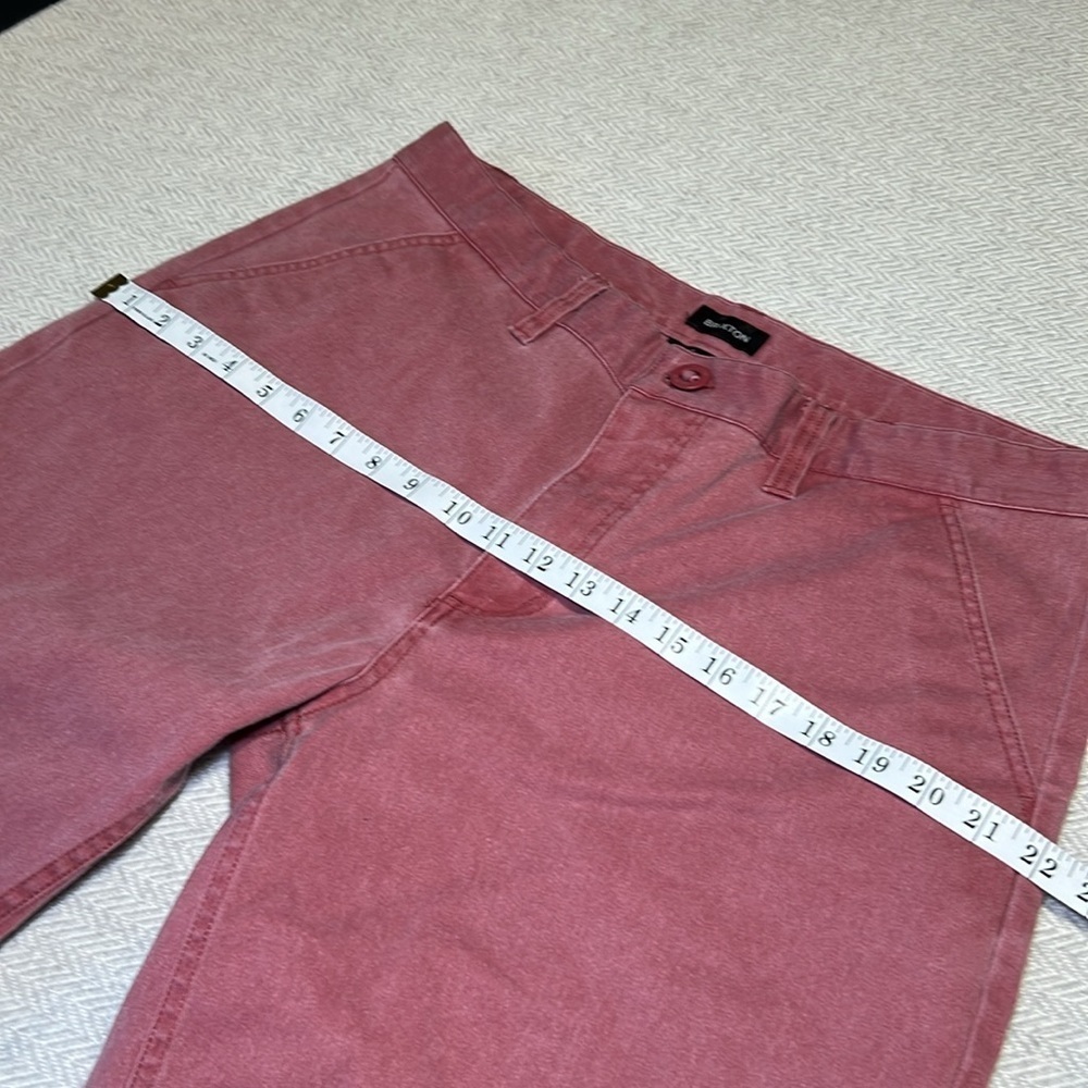 Brixton Choice Dusty Rose Flat Front Shorts. Size 36 - Picture 6 of 14